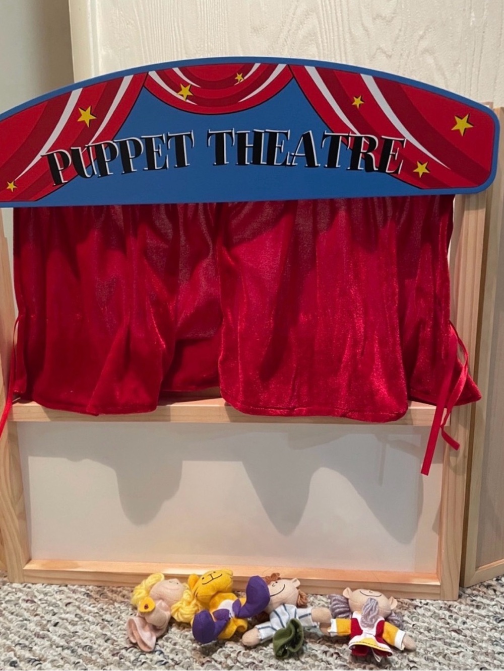 NIB Puppet Theater play set for Preschool